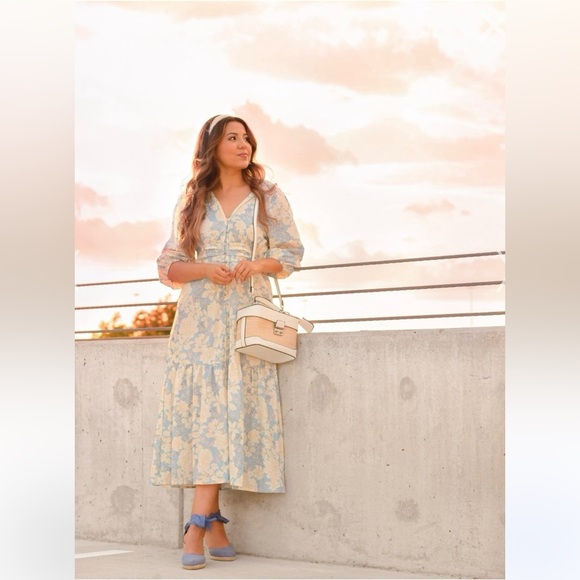 NWOT floral dress - Picture 2 of 10